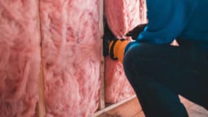 insulating crawl space diy.