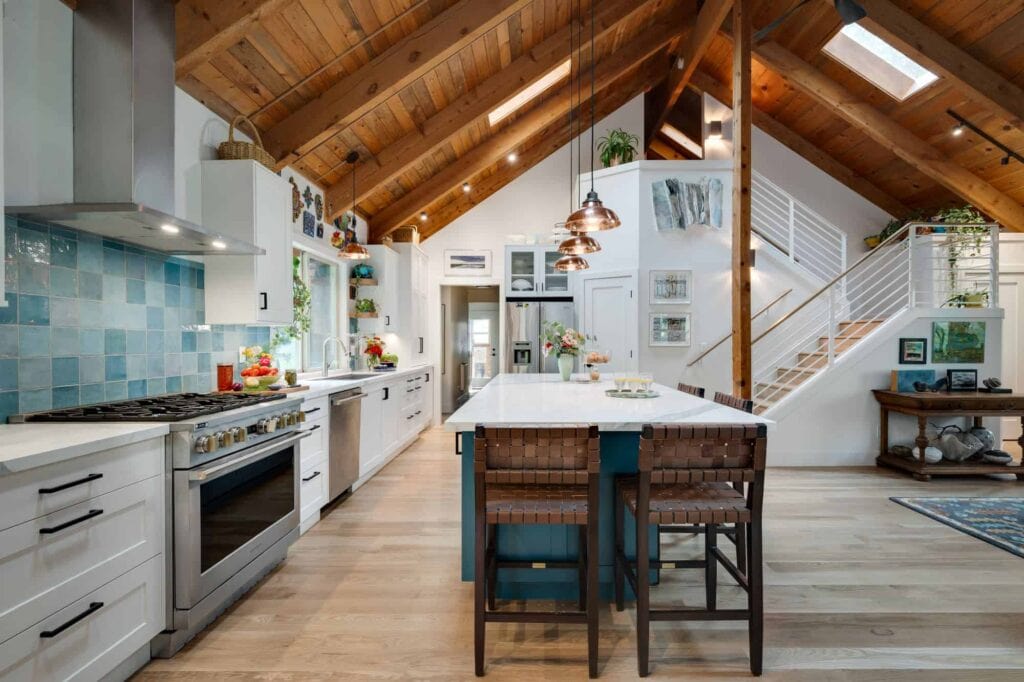 Kitchen remodeling Kitchen renovation Kitchen remodel near me Custom kitchen remodel Kitchen design and remodel Historic kitchen renovation High-end kitchen remodel Kitchen cabinets and countertops