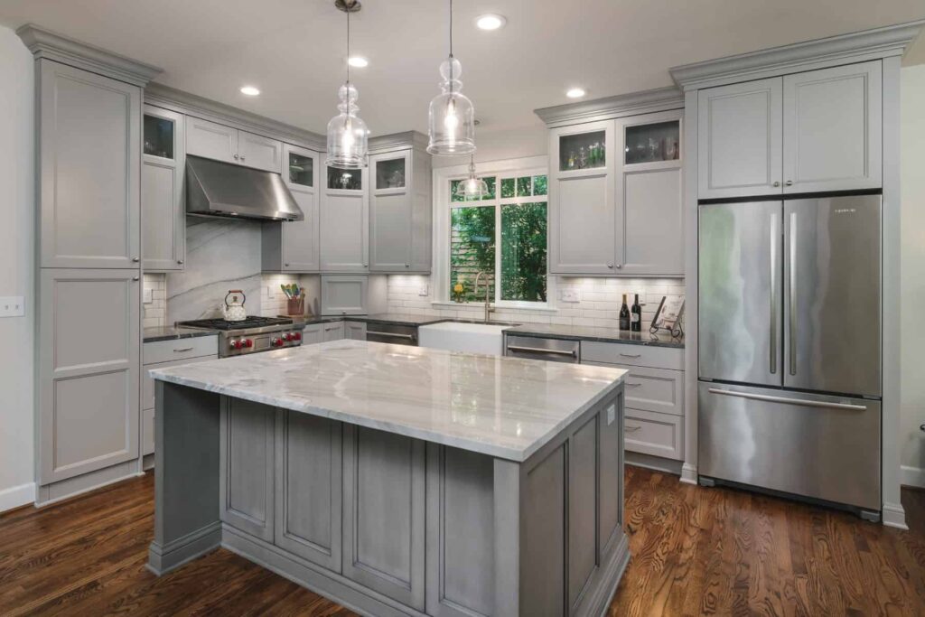 Contemporary kitchen remodel in Portland, Oregon