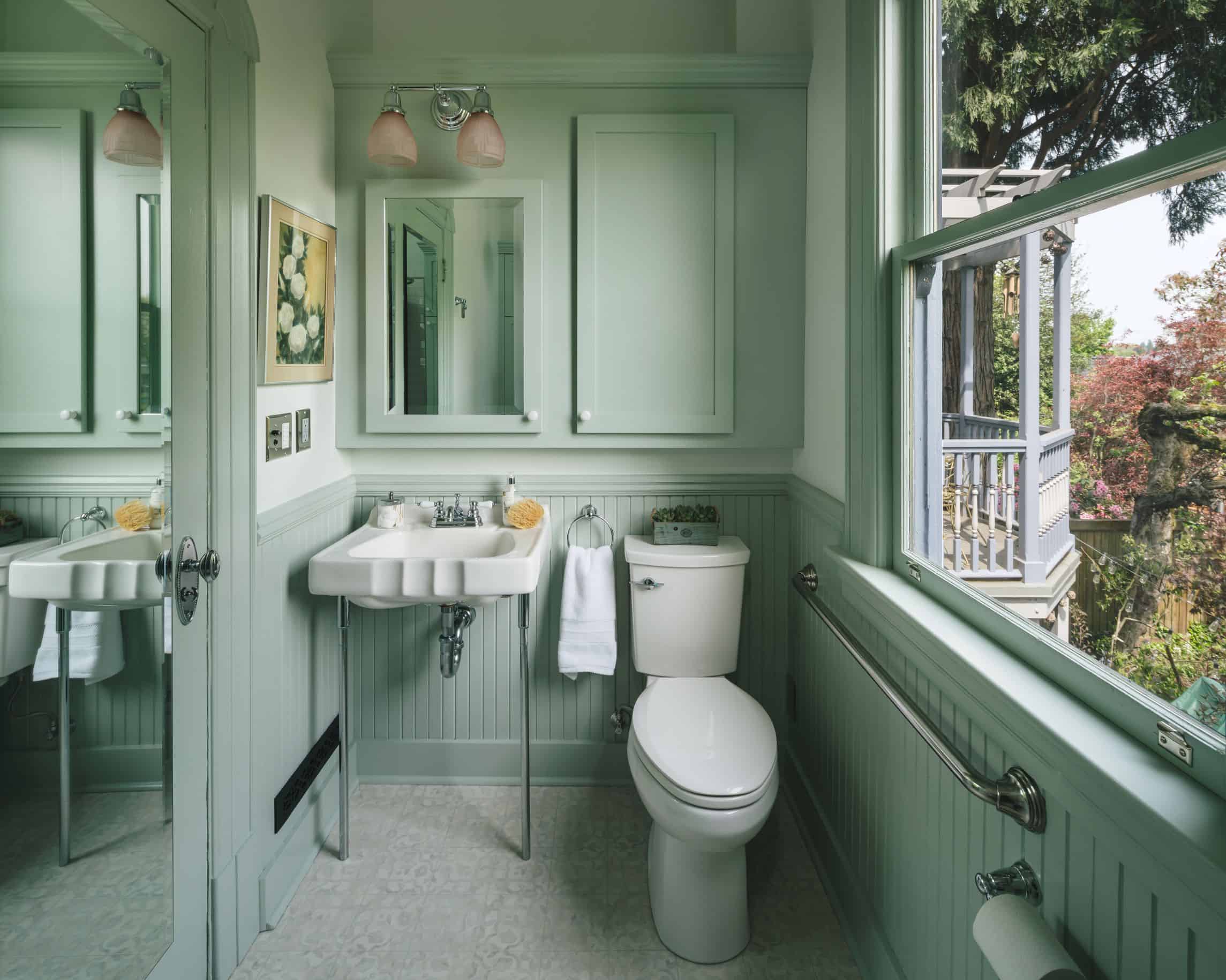 Small Bathroom Remodeling & Design Ideas - Neil Kelly