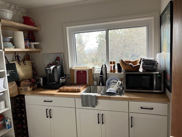 A temporary kitchen set up while the main kitchen is remodeled.
