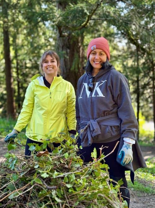 Neil Kelly employees pulling ivy on Earth Day