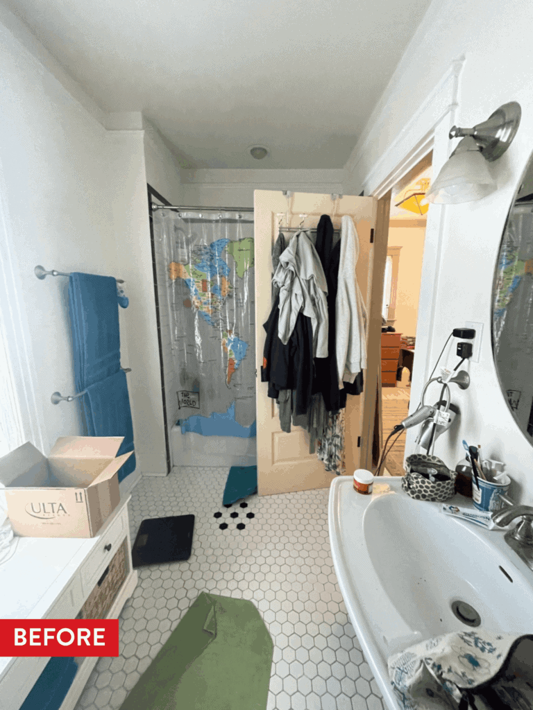 The primary bath before remodeling