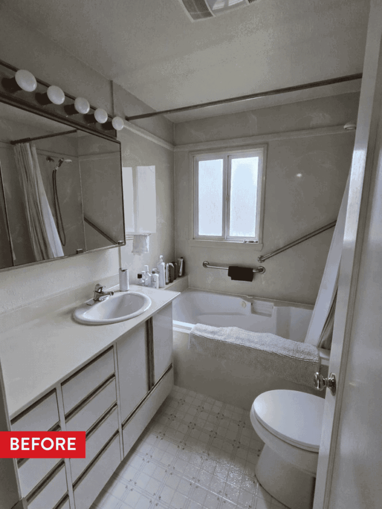 An outdated Seattle bathroom before remodeling