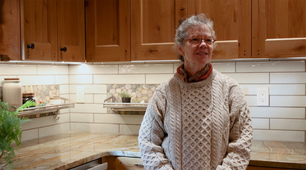 Sharon discusses her Neil Kelly kitchen remodel - video still