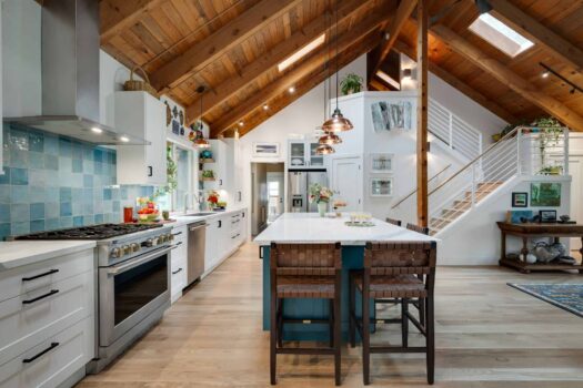 Kitchen remodeling Kitchen renovation Kitchen remodel near me Custom kitchen remodel Kitchen design and remodel Historic kitchen renovation High-end kitchen remodel Kitchen cabinets and countertops