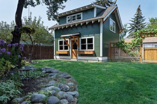 Florida Ave ADU Bend Or Craftsman style accessory dwelling unit with window flower boxes, trellis,and dormer.