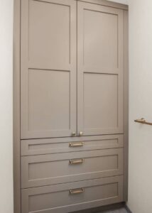 Decor cabinets and drawers in a bathroom.